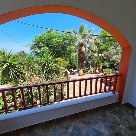 Spitikariotiko Panoramic Home Raches  Extérieur photo