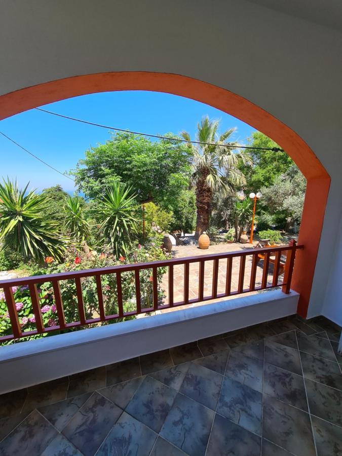 Spitikariotiko Panoramic Home Raches  Extérieur photo